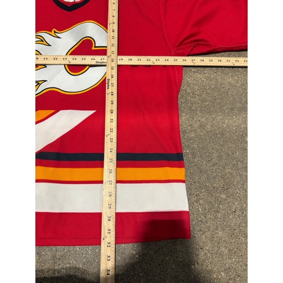 Vintage Calgary Flames CCM Authentic NHL Jersey Red Fight Strap 48 center ice - Picture 5 of 7